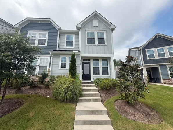 1826 Grassy Falls Ln, Wendell, NC 27591