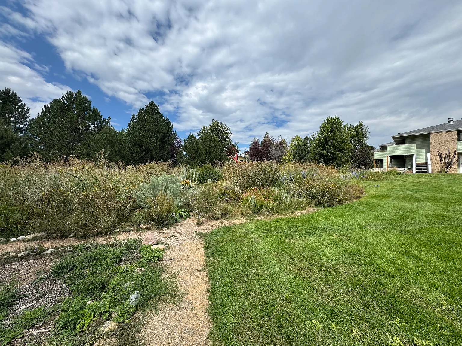1 bed, 728 sqft, $1,700 — Photo 1