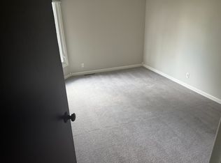 16865 K St, Omaha, NE 68135