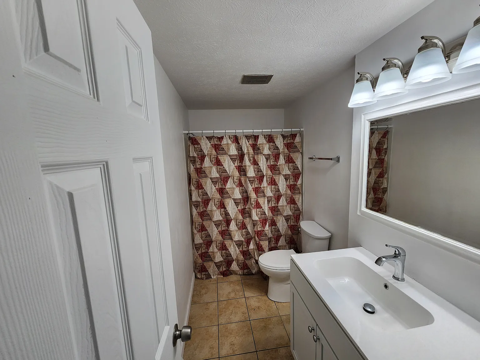 2 bed, 1.5 bath, 1116 sqft, $1,650 — Photo 1