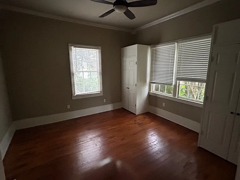 729 Royal St — Photo 14