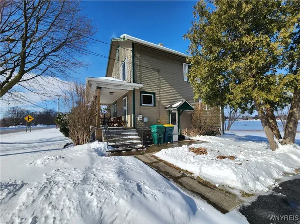 7307 Chestnut Ridge Rd, Lockport, NY 14094