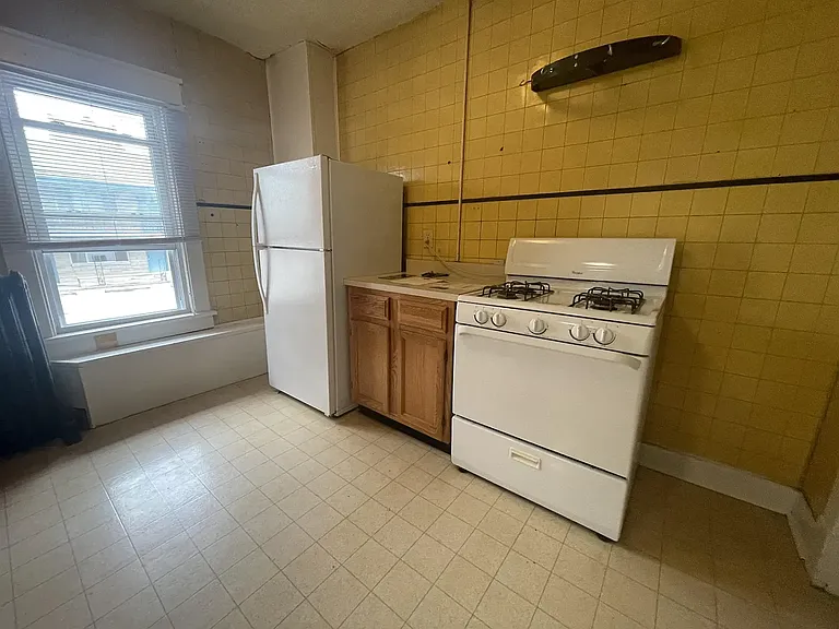 420 S Fess Ave — Photo 40