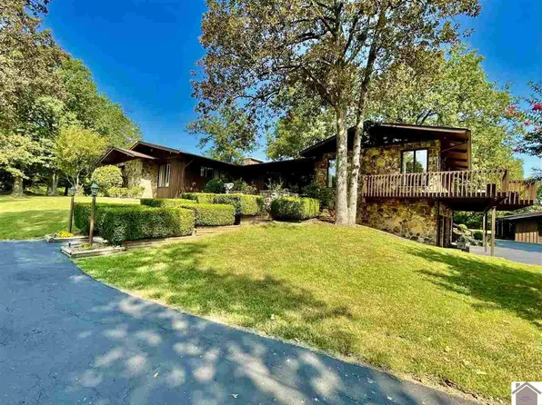 99 Shamrock Dr, Madisonville, KY 42431
