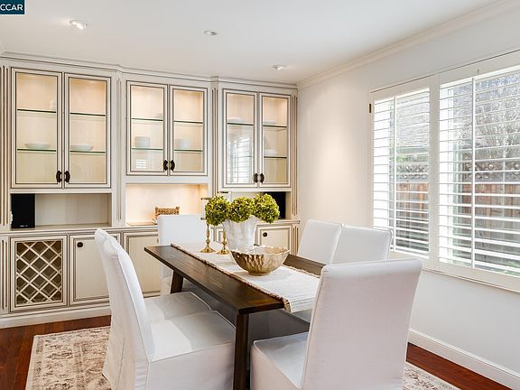 5th image of 7591 Northland Pl