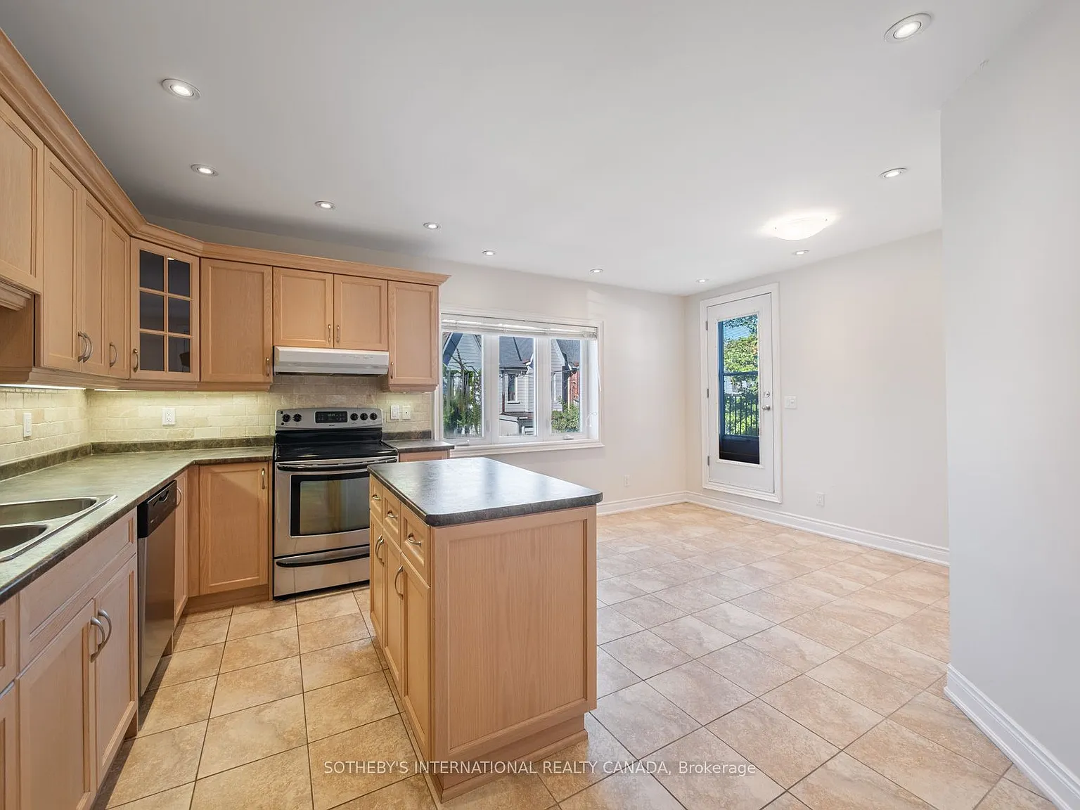 1 bed, $2,350 — Photo 1