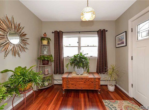 5th image of 103 Ampel Ave