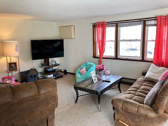 5th image of 219 Brush St #4