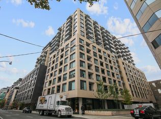 543 Richmond St W #223, Toronto, ON M5V 0W9