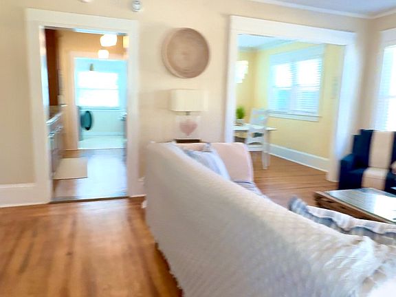 5th image of 212 S Wild Olive Ave #Na