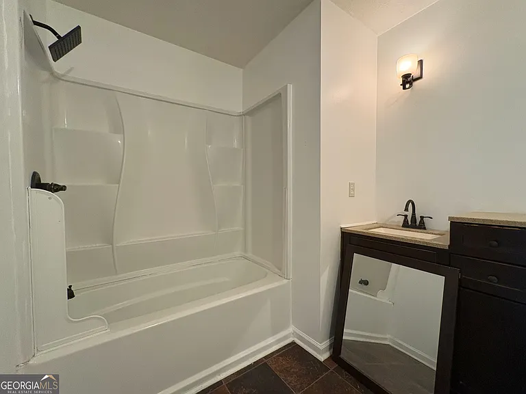 219 Fairway Dr — Photo 16