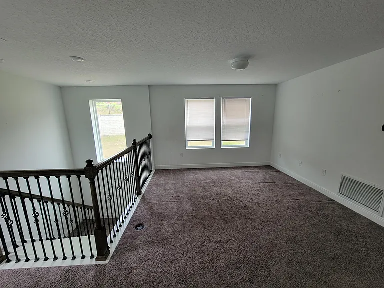 2499 Spring Breeze Dr — Photo 6