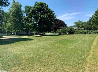 185 S Fulmer St, Nauvoo, IL 62354