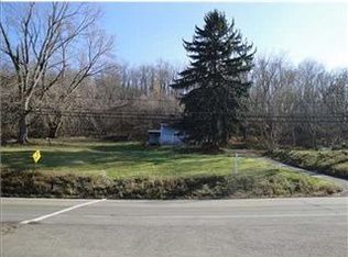 3689 Brownsville Rd, South Park, PA 15129