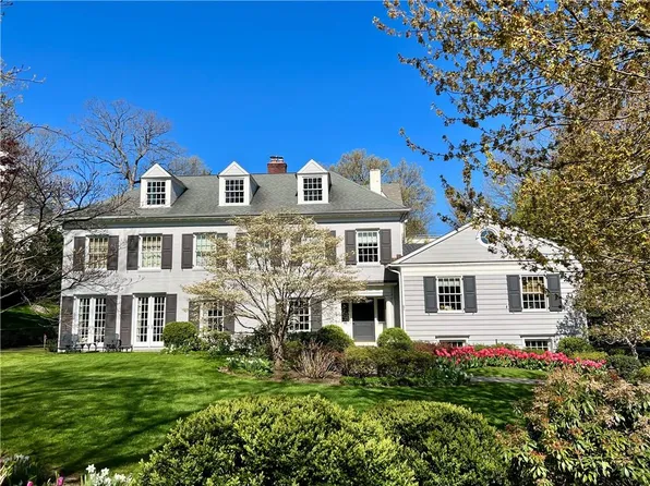 4 Plateau Circle E, Bronxville, NY 10708