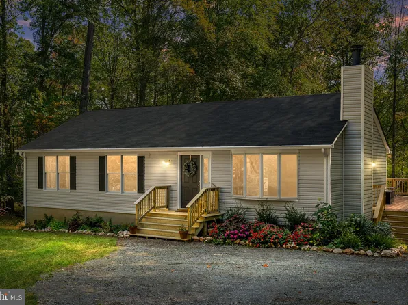 19180 Woodside Ln, Jeffersonton, VA 22724