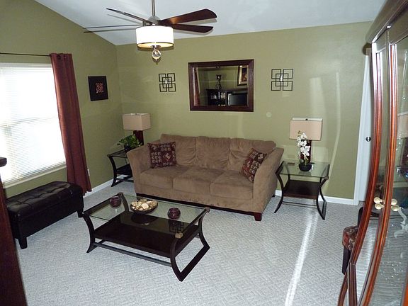 2nd image of 123 Imperial Crown Way Unit J