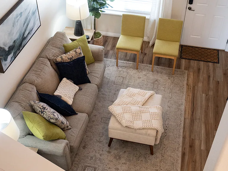 24 Mangum Cir #4 — Photo 3