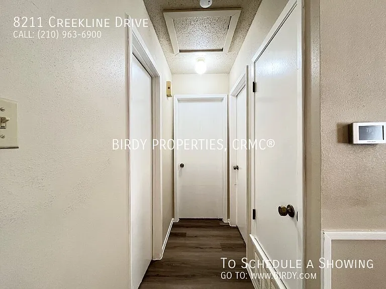 8211 Creekline Dr — Photo 16