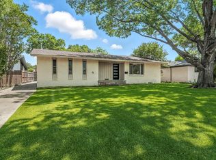 8570 Sweetwood Dr, Dallas, TX 75228