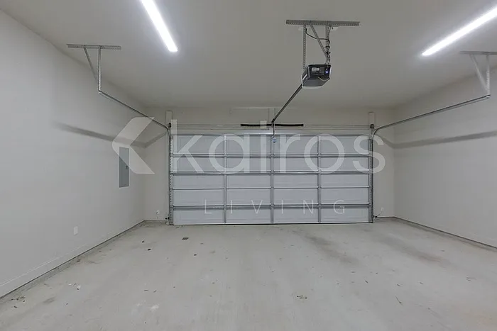 6405 Roux Dr — Photo 17
