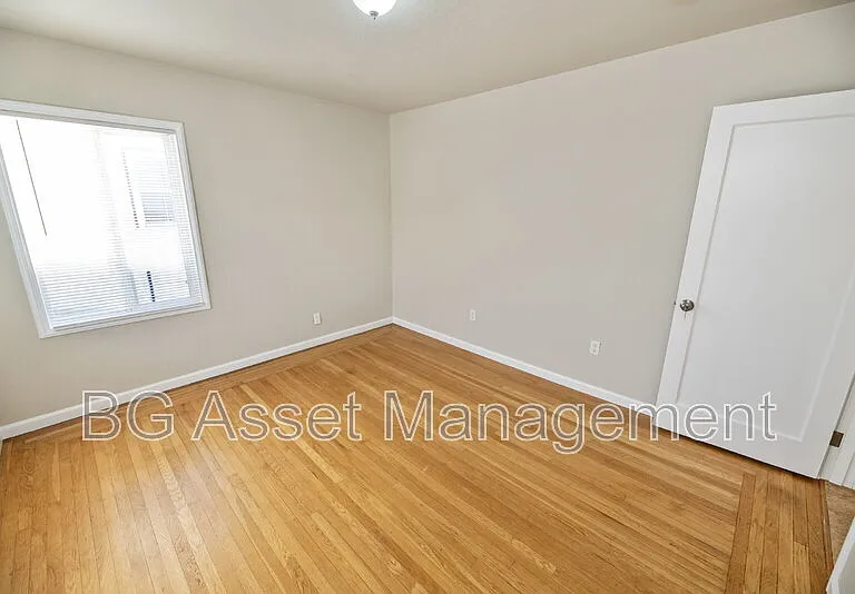 1723 Bayo Vista Ave — Photo 12
