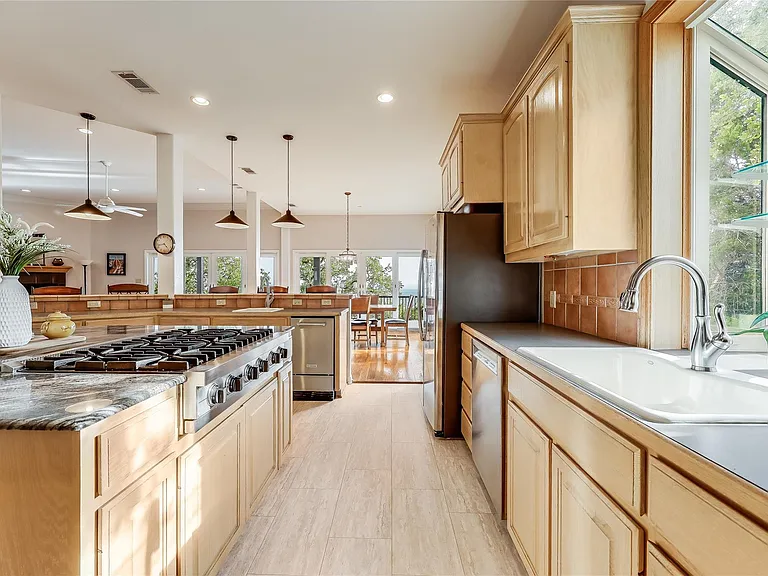 20701 Adobe Trl — Photo 10
