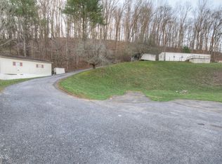 228 Rodefer Hollow Rd, Blountville, TN 37617