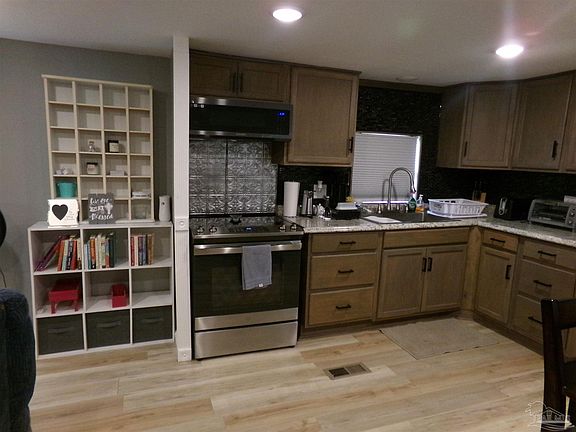 2nd image of 4363 Reinsma Rd