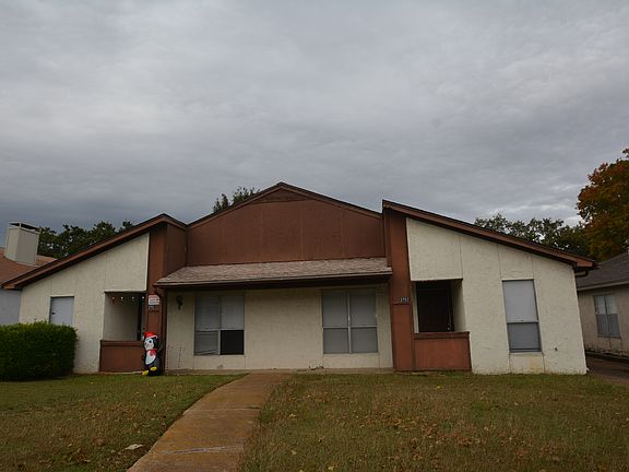 2nd image of 2752 Parkchester Dr