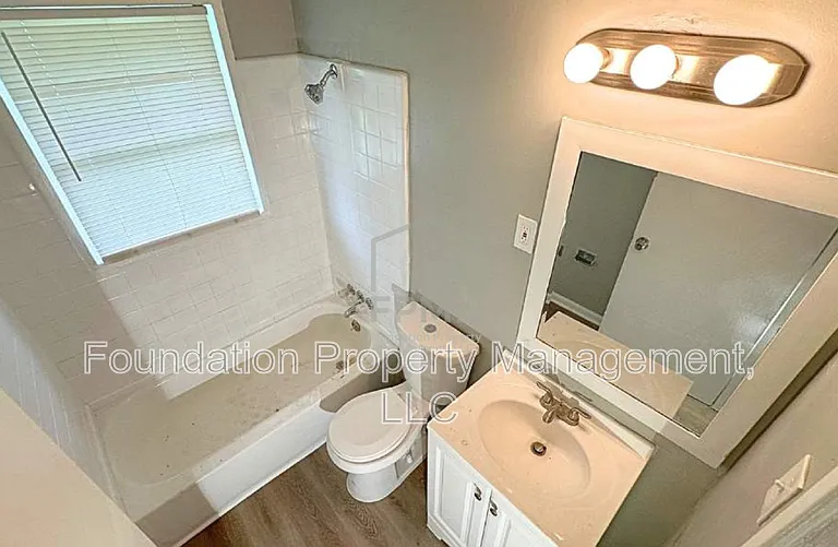 3276 Ashland St — Photo 14