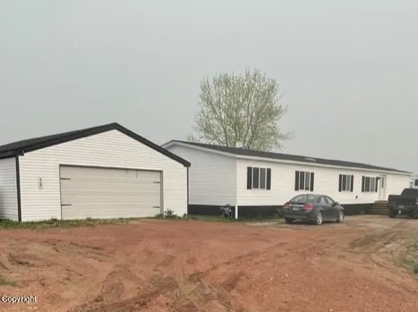 15 Austin Dr, Gillette, WY 82718