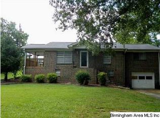 111 1st Ave NE, Graysville, AL 35073
