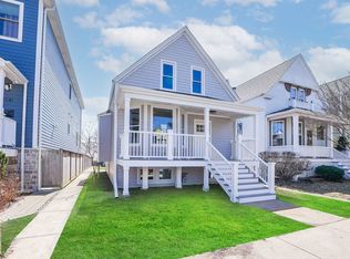 2143 W Berwyn Ave, Chicago, IL 60625