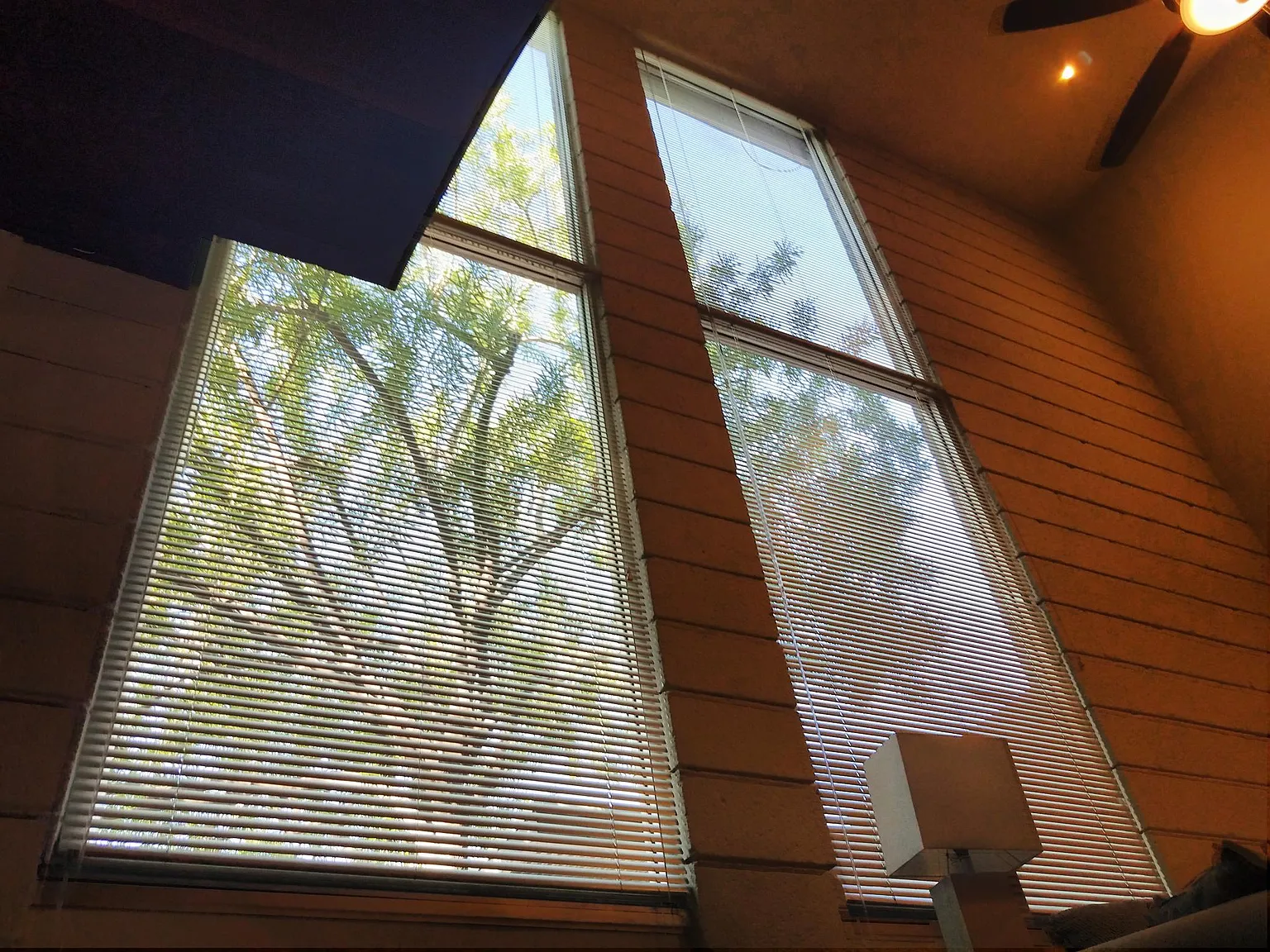 2 bed, 1270 sqft, $2,600 — Photo 2