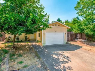 3624 Loren Ct, Anderson, CA 96007
