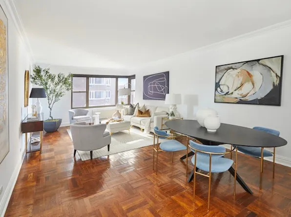 55 East End Avenue image 3 of 7