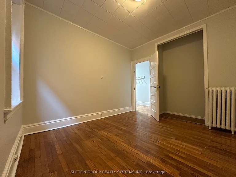 237 Dovercourt Rd #B — Photo 8