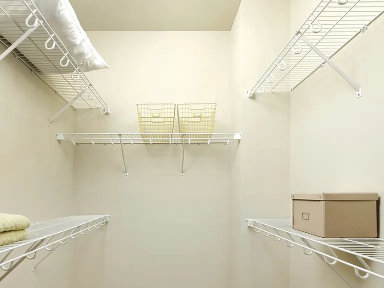 Walk-in closet