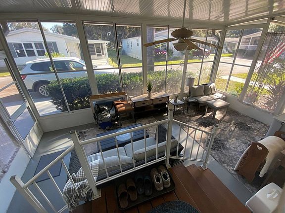 5th image of 3632 Wonderland Park Ln