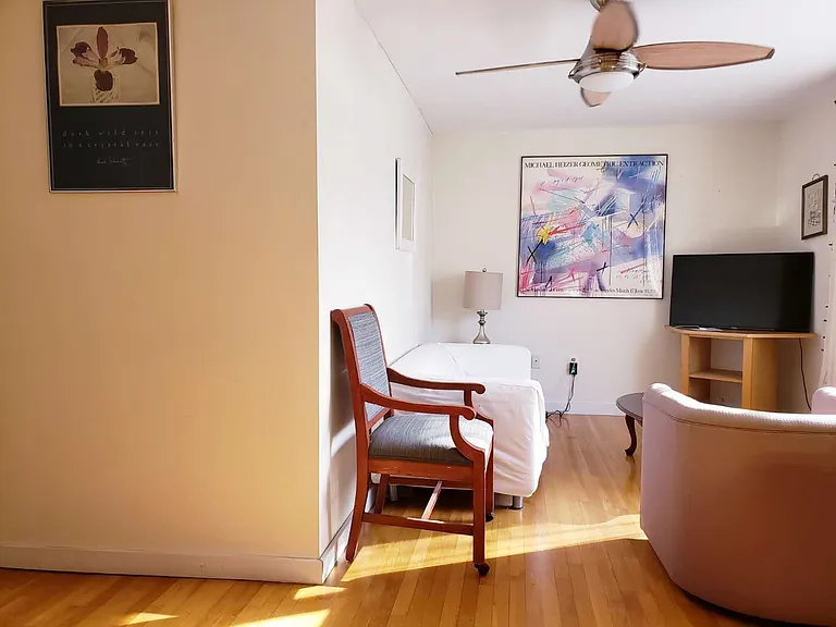 8 Denns Pl #1 — Photo 12