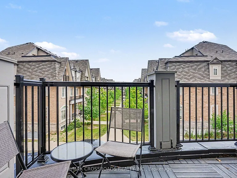 17 Eaton Park Ln #15 — Photo 15