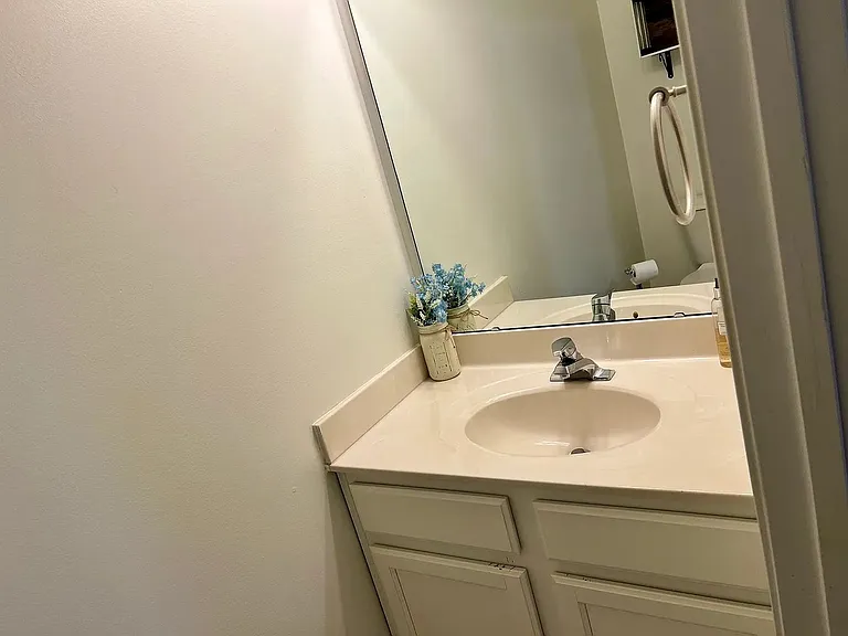 519 Donatello Ave — Photo 12