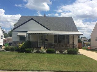 25222 Buick St, Roseville, MI 48066