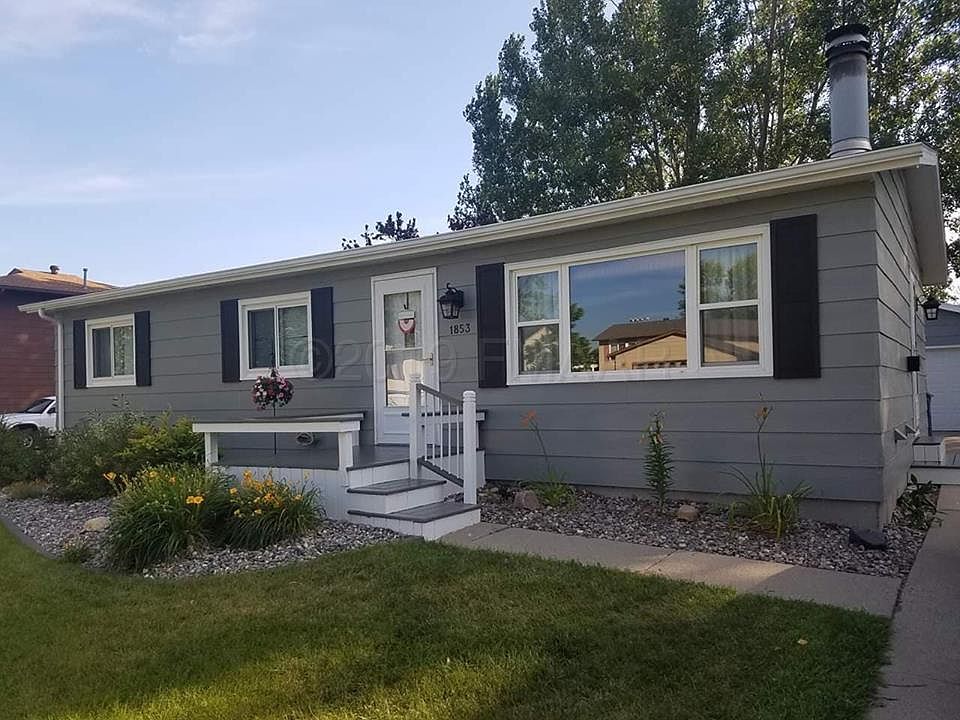 1st image of 1853 29th Street Cir S