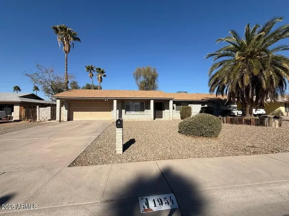 1954 W KERRY Lane, Phoenix, AZ 85027