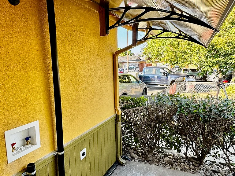 2737 Ophelia Ave — Photo 16