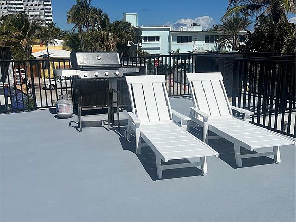 4th image of 321 Wilson Street #204A