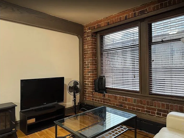 777 Burrard St #11 — Photo 10