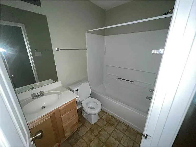 1025 Apollo Cir — Photo 9